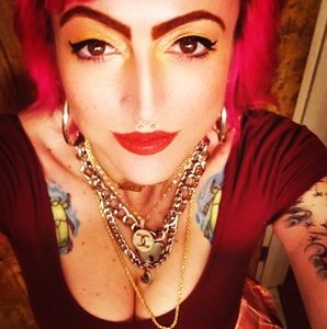 Meet your Posher, Edna